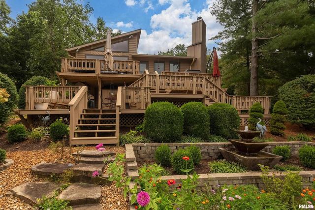 173 Lake Indian Hills Circle, Carbondale, IL 62902