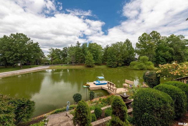 173 Lake Indian Hills Circle, Carbondale, IL 62902