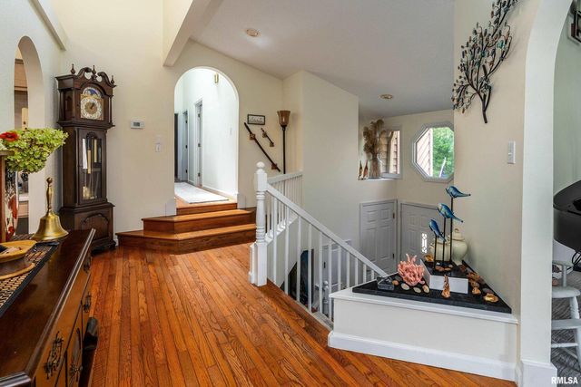 173 Lake Indian Hills Circle, Carbondale, IL 62902