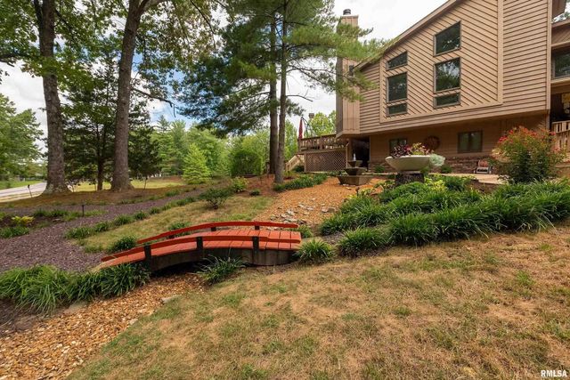 173 Lake Indian Hills Circle, Carbondale, IL 62902