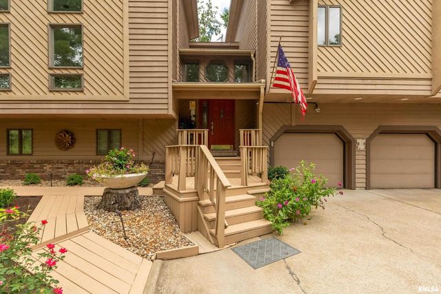 173 Lake Indian Hills Circle, Carbondale, IL 62902