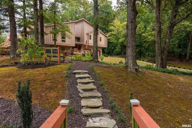 173 Lake Indian Hills Circle, Carbondale, IL 62902