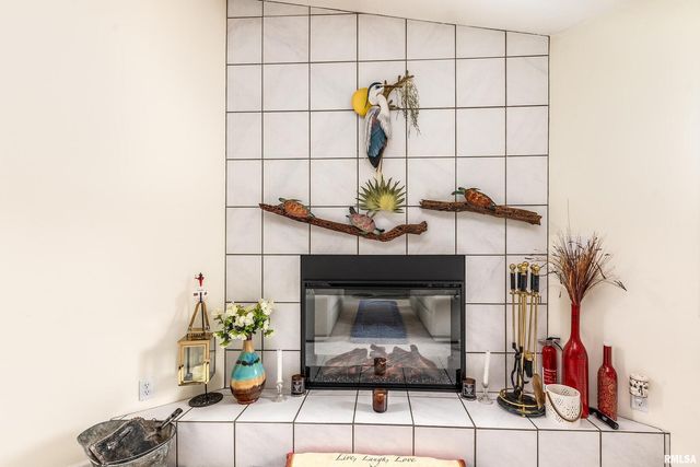 173 Lake Indian Hills Circle, Carbondale, IL 62902