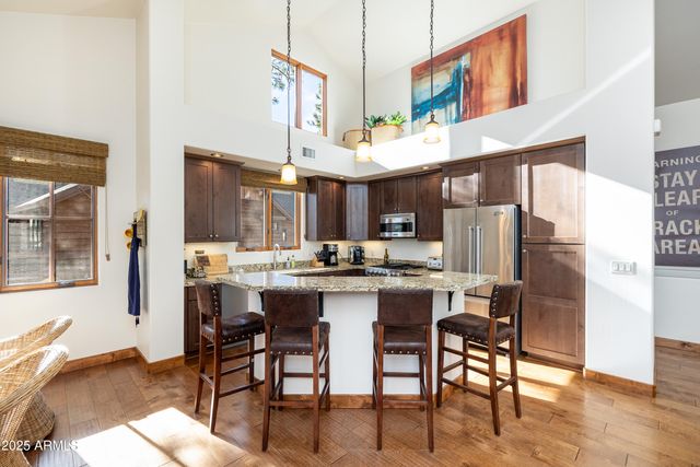 2649 S BLUEBIRD Court, Flagstaff, AZ 86005