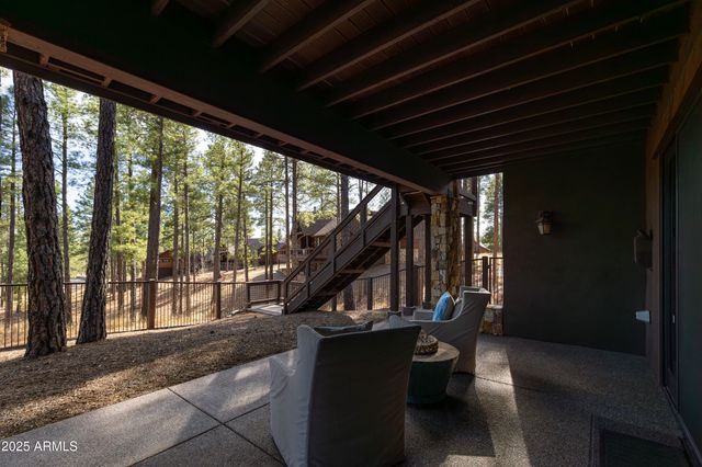 2649 S BLUEBIRD Court, Flagstaff, AZ 86005