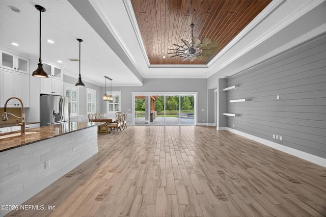 186 FRESHWATER Drive, St. Johns, FL 32259