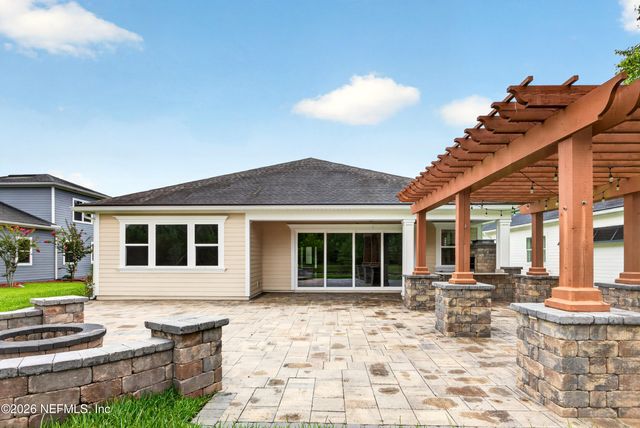 186 FRESHWATER Drive, St. Johns, FL 32259