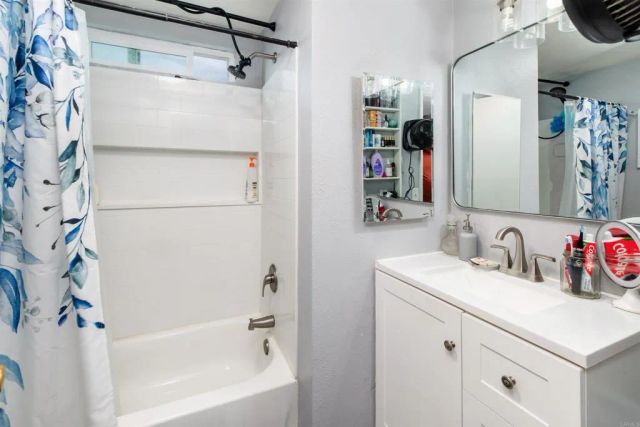 351 E Bradley, El Cajon, CA 92021