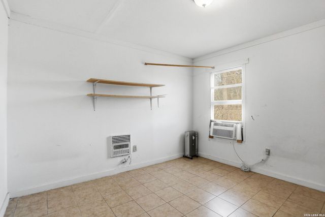 853 Holmgreen Rd, San Antonio, TX 78220