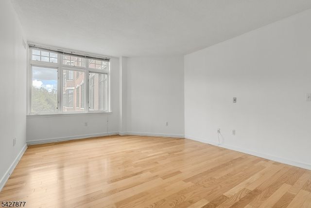 616 S Orange Ave, 4E 4E, Maplewood Twp., NJ 07040