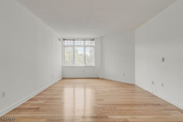 616 S Orange Ave, 4E 4E, Maplewood Twp., NJ 07040