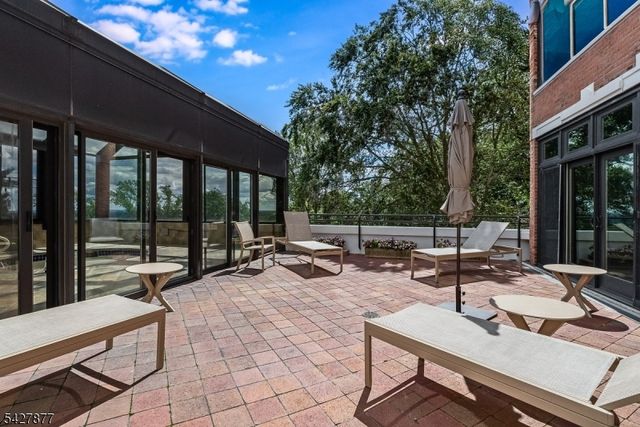 616 S Orange Ave, 4E 4E, Maplewood Twp., NJ 07040