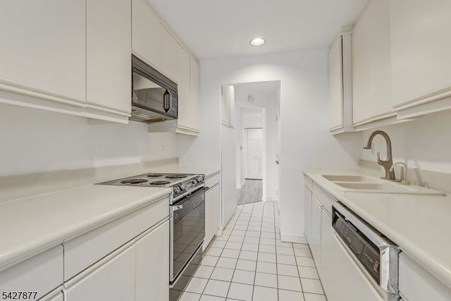 616 S Orange Ave, 4E 4E, Maplewood Twp., NJ 07040