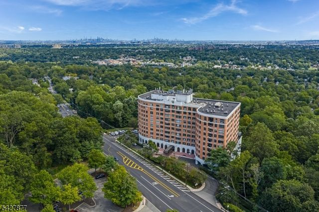 616 S Orange Ave, 4E 4E, Maplewood Twp., NJ 07040