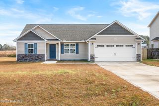 406 Paxton Court, Jacksonville, NC 28540