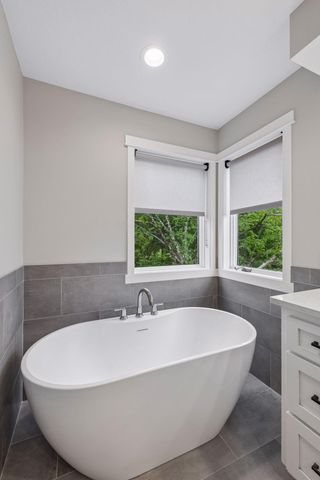 1222 Adrian Circle, Chaska, MN 55318