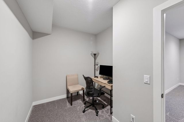 1222 Adrian Circle, Chaska, MN 55318