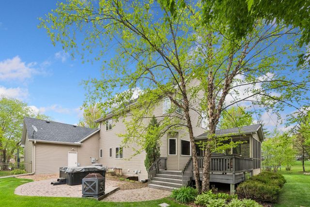 1222 Adrian Circle, Chaska, MN 55318