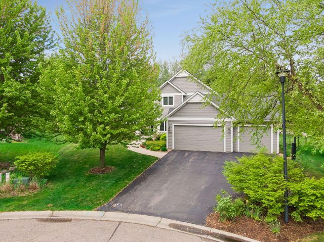 1222 Adrian Circle, Chaska, MN 55318