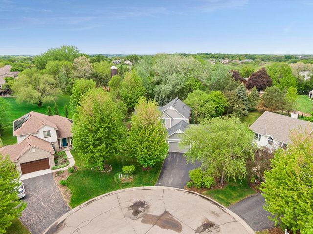 1222 Adrian Circle, Chaska, MN 55318