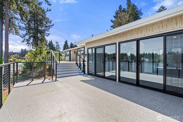 10901 Greendale Drive SW, Lakewood, WA 98498