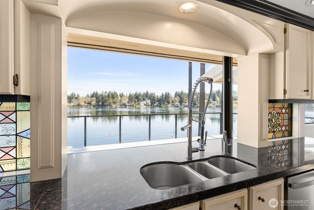 10901 Greendale Drive SW, Lakewood, WA 98498