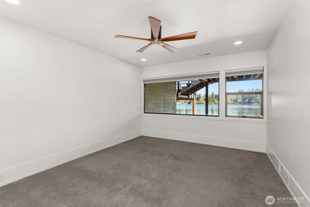 10901 Greendale Drive SW, Lakewood, WA 98498