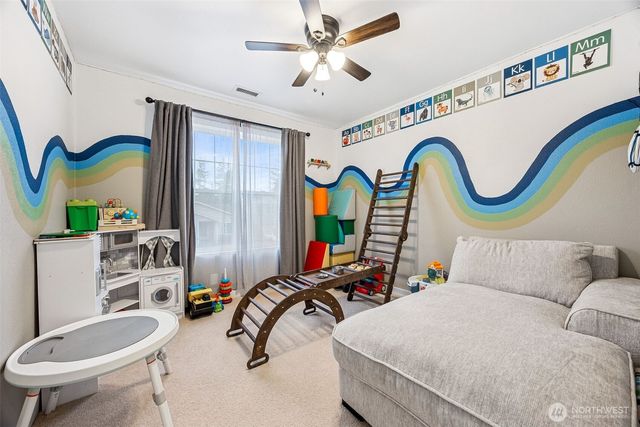 8209 209th Avenue Ct E, Bonney Lake, WA 98391