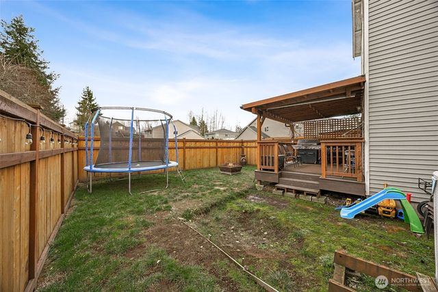 8209 209th Avenue Ct E, Bonney Lake, WA 98391