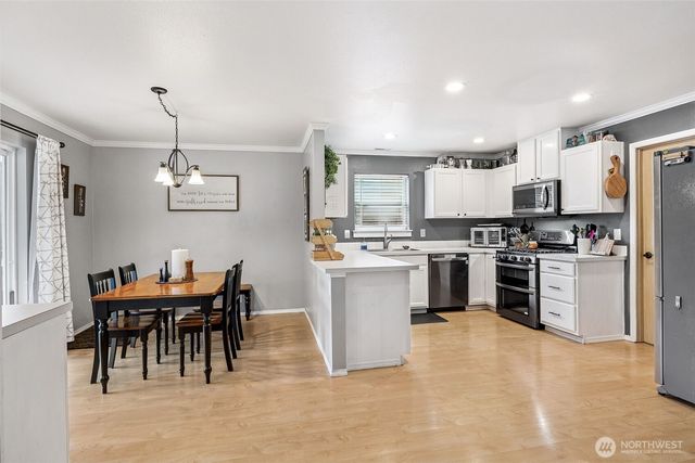 8209 209th Avenue Ct E, Bonney Lake, WA 98391