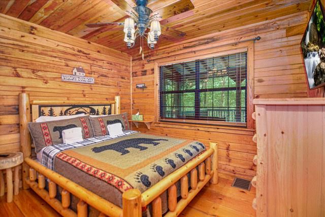 20 River Rock Road, Ellijay, GA 30540