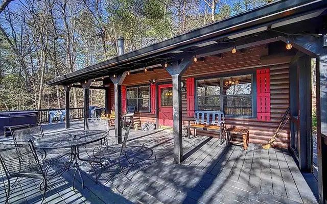 20 River Rock Road, Ellijay, GA 30540