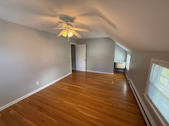 22 Arlington St, Dracut, MA 01826