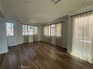 8360 N.Canby Place, Northridge (los Angeles), CA 91325