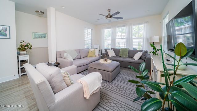2055 Manor Parc Drive, Calabash, NC 28467