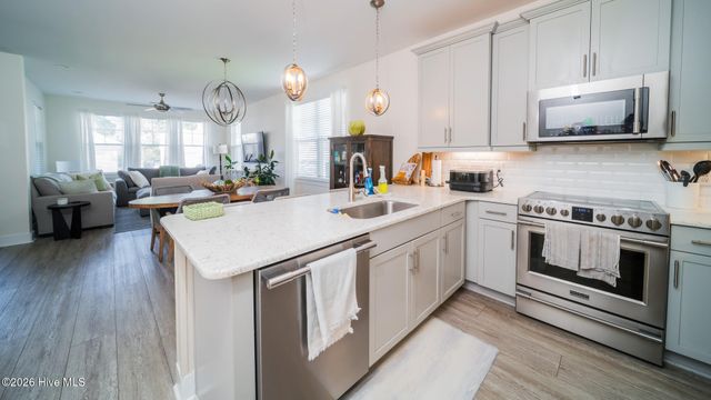 2055 Manor Parc Drive, Calabash, NC 28467