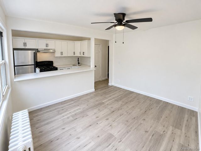 6052 80th Avenue, Ridgewood, NY 11385