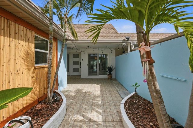 573 BOCA CIEGA POINT BOULEVARD N, St Petersburg, FL 33708
