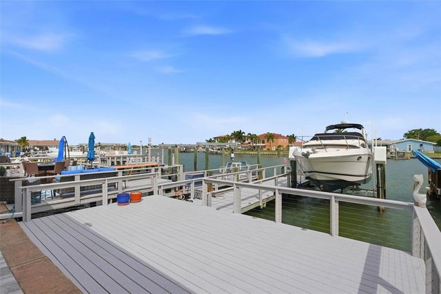 573 BOCA CIEGA POINT BOULEVARD N, St Petersburg, FL 33708