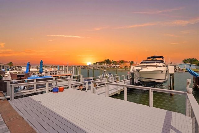 573 BOCA CIEGA POINT BOULEVARD N, St Petersburg, FL 33708
