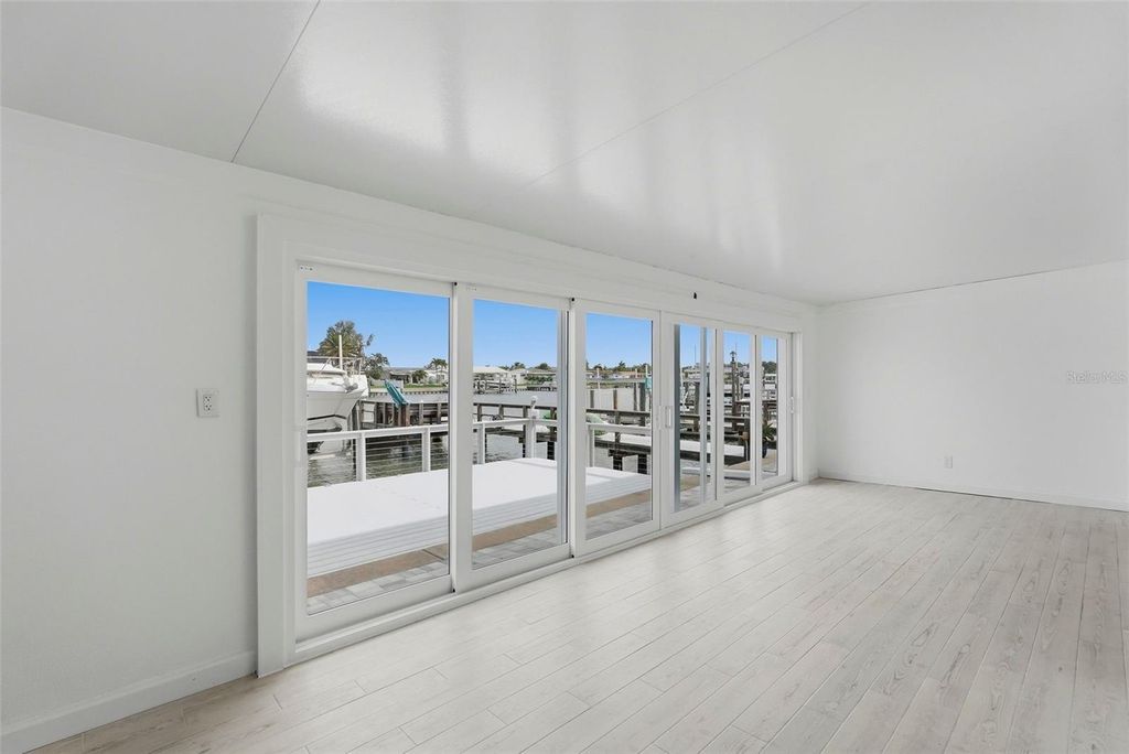 Image 29 of property listing at 573 BOCA CIEGA POINT BOULEVARD N, St Petersburg, FL 33708