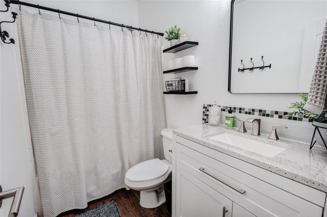 10844 Hawks Landing Road, Fort Worth, TX 76052