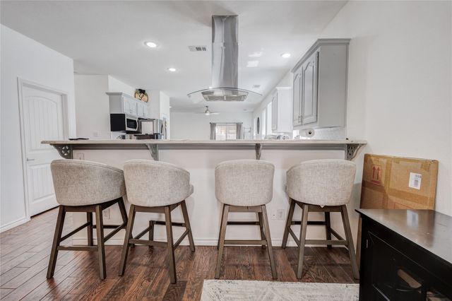 10844 Hawks Landing Road, Fort Worth, TX 76052