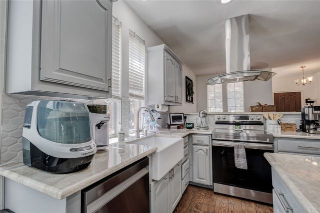 10844 Hawks Landing Road, Fort Worth, TX 76052