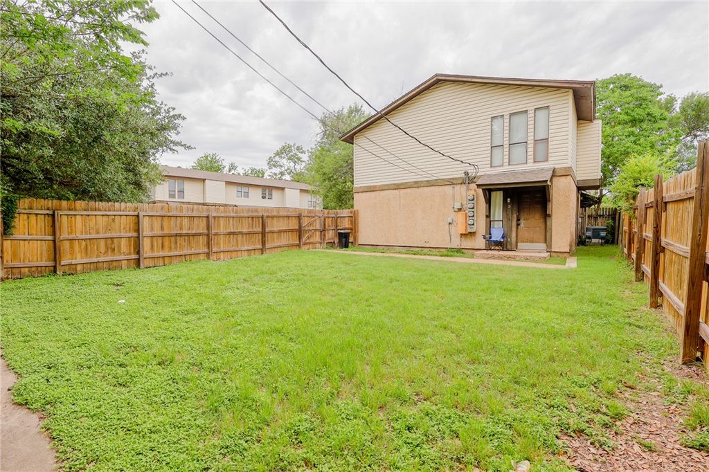 1520 Hawk Tree Drive D, College Station, TX 77845
