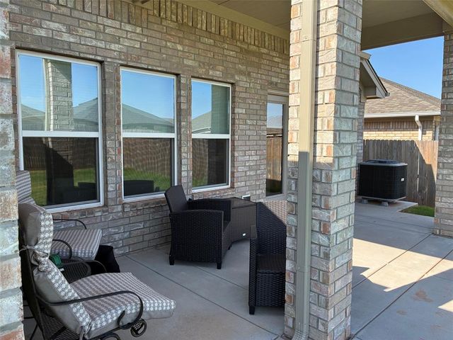 3821 NW 175th Street, Edmond, OK 73012