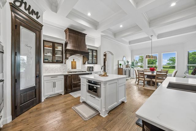 1829 Ryder Lee Lane, Waxahachie, TX 75165