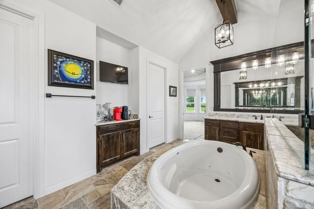 1829 Ryder Lee Lane, Waxahachie, TX 75165