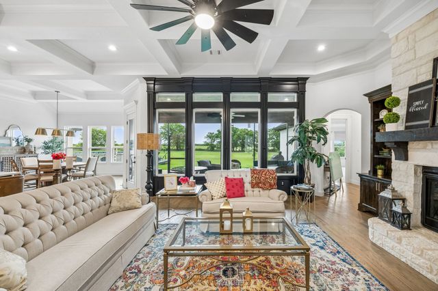 1829 Ryder Lee Lane, Waxahachie, TX 75165