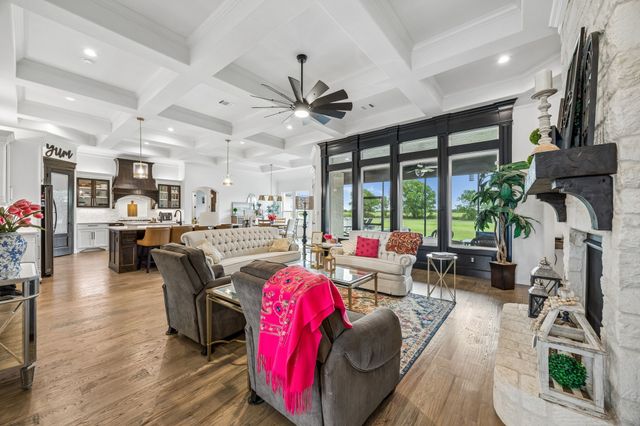 1829 Ryder Lee Lane, Waxahachie, TX 75165